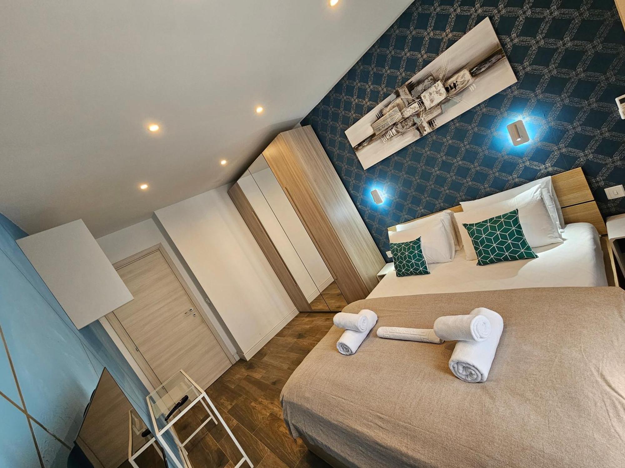 Korzo Suites Sliema I Exteriör bild