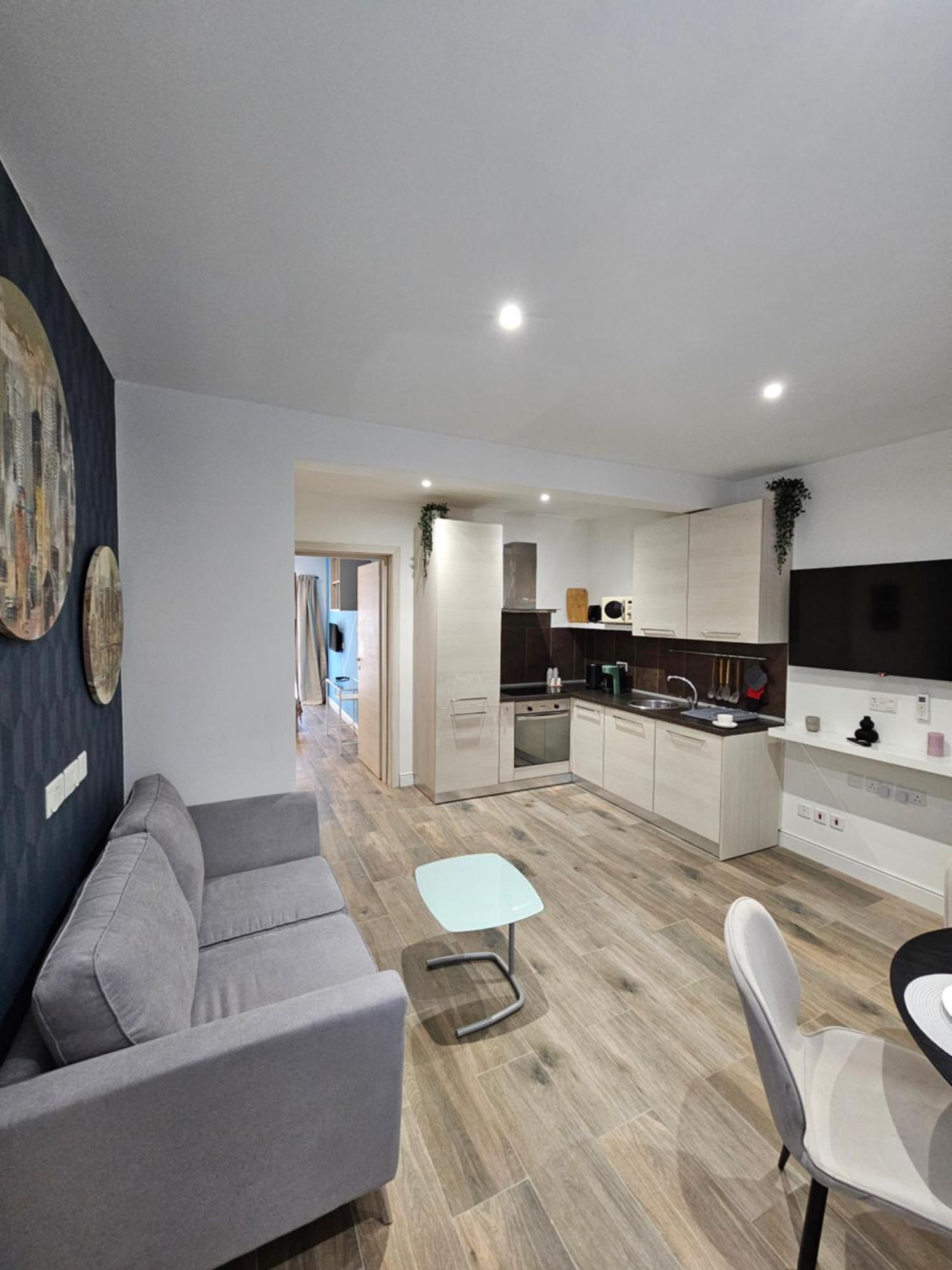 Korzo Suites Sliema I Exteriör bild