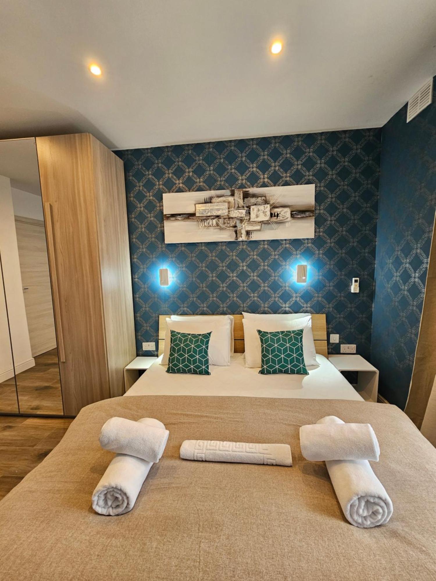 Korzo Suites Sliema I Exteriör bild